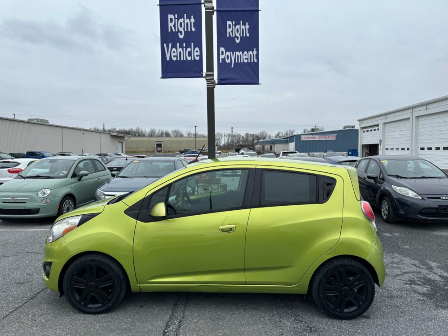 2013 GREEN* Chevrolet Spark 1LT Manual (KL8CC6S91DC) with an 1.2L L4 16V DOHC engine, 5-Speed Manual transmission, located at 1254 Manheim Pike, Lancaster, PA, 17601, (717) 393-9133, 40.062870, -76.323273 - Photo#7